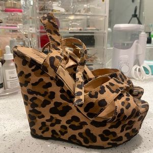 Leopard wedges